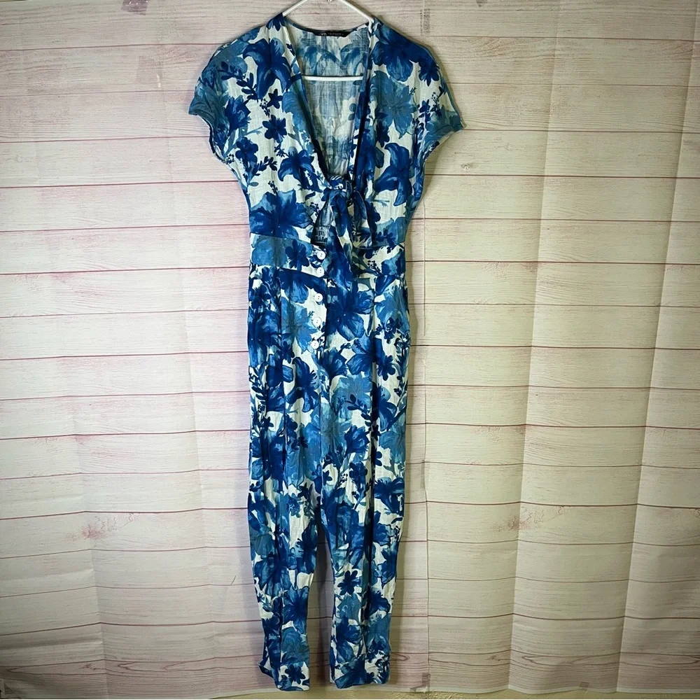 Zara Floral Blue and White‎ Tie Front Cutout Linen Blend Jumpsuit Size Medium